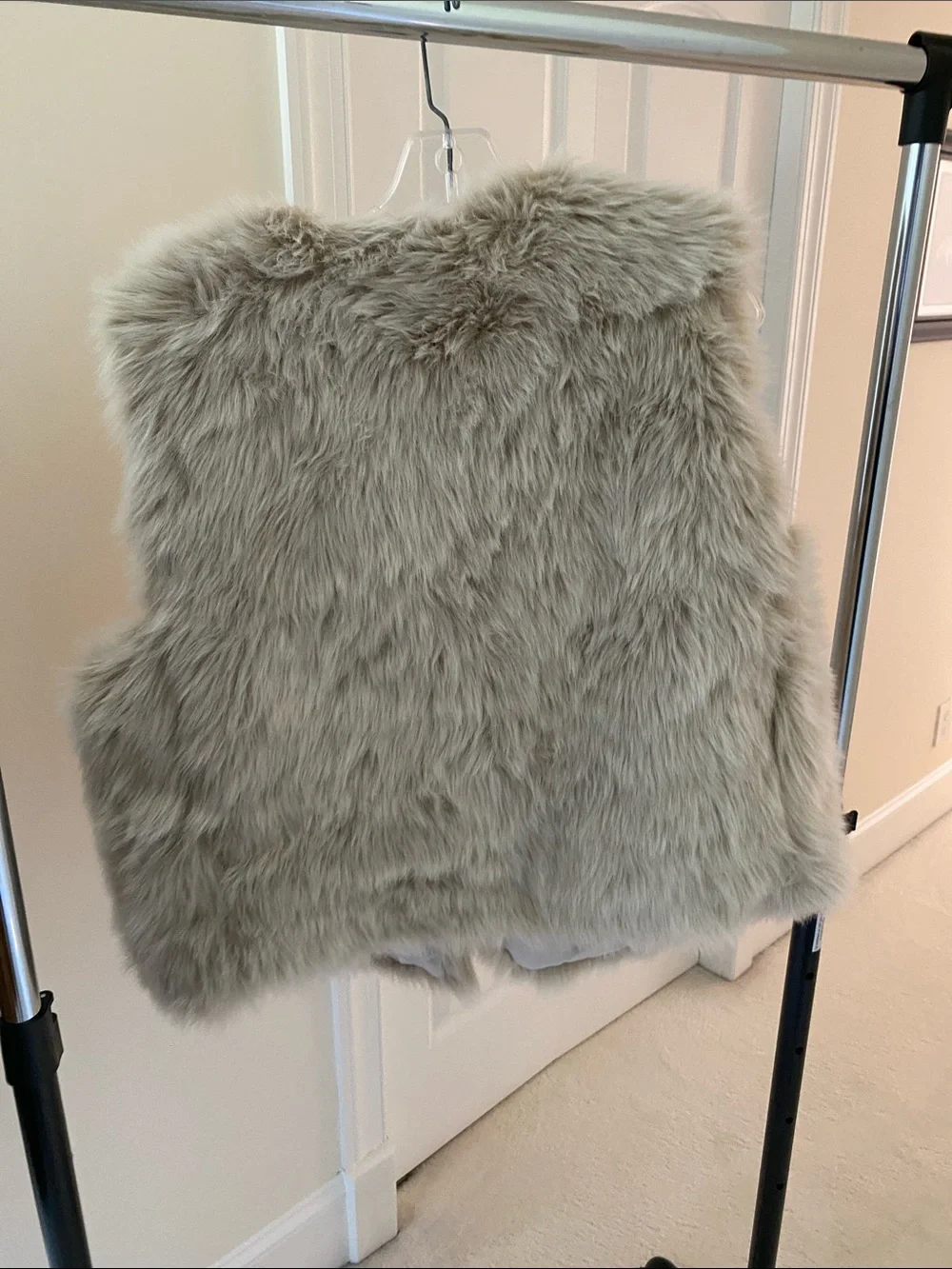 GAP Girls Faux Fur Vest in Light Gray-Taupe